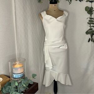 VENUS White Cap Sleeve Ruffle Detail Dress /Large